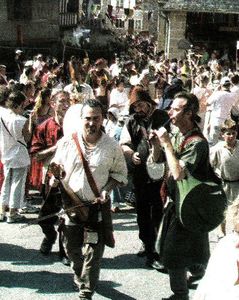 SIKINIS Fête de Donzenac Défilé 