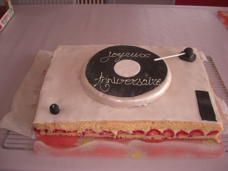 Gateau D Anniv Romain Au Peche Mignon