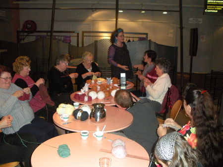 Caf__Tricot_de_fin_novembre