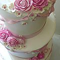 Wedding cake, détails, roses