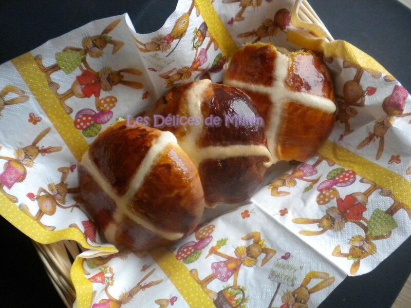 Hot cross buns (petites brioches de Pâques) 4