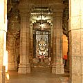 interieur du temple de Samadhisvara, Chittorgarh