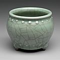 Covered incense burner. stoneware, porcelain-type, celadon glaze. yuan dynasty, 1279-1368