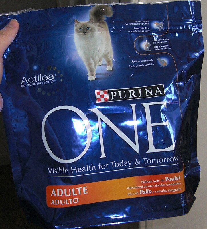 Test produit, des croquettes pour chats adultes, Purina One