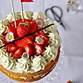 Naked cake aux fraises, crème à la vanille et mascarpone