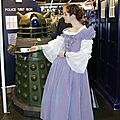 Un Dalek qui prend le thé avec miss Sushi