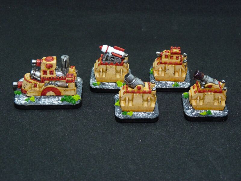 Epic 40k the Squat Land Train brings pain in! The Unpainted