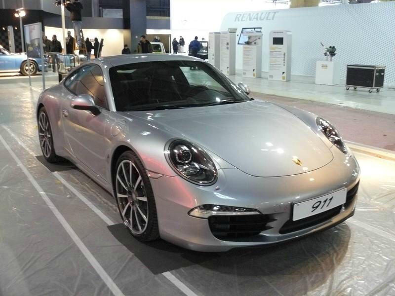 Porsche_911_2012_av