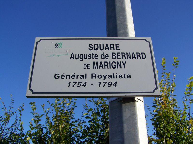 Le Puy-Saint-Bonnet (49), square Auguste de Bernard de Marigny