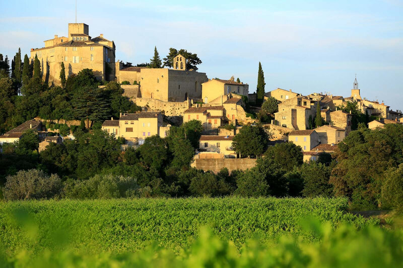 LE VILLAGE DE ANSOUIS ( VAUCLUSE 84 )