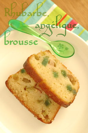 Cake_brousse__rhubarbe__angelique__vanille_et_poivre_long_2