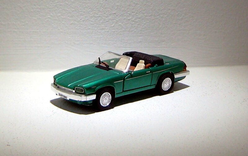 Jaguar XJ