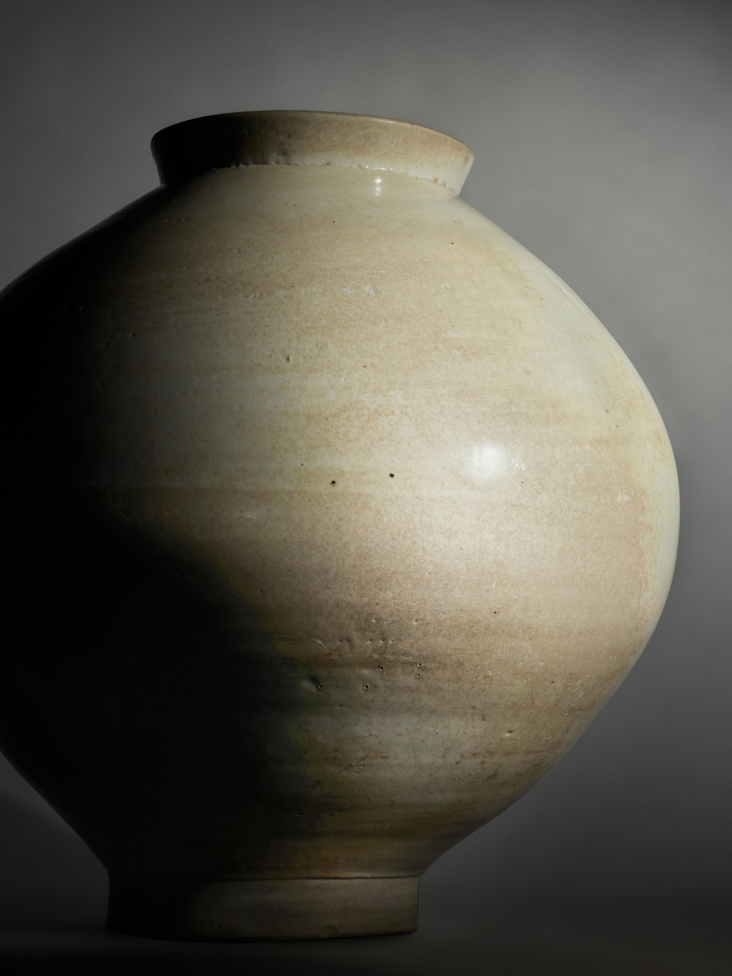 Korean-Arts: Korean Art, White and Brown Porcelain Jars