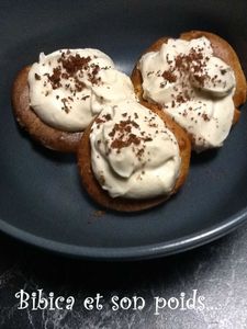 Chou vanille et sa crème de spéculoos