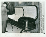 1962_funeral_press_2