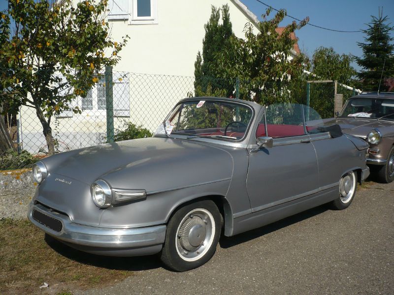 PANHARD PL17 Tigre cabriolet 1963 Rustenhart (1) Photo de 038 31e Randonnée des Vendanges à PANHARD PL17 Tigre cabriolet 1963 Rustenhart (1) Photo de 038 31e Randonnée des Vendanges à
