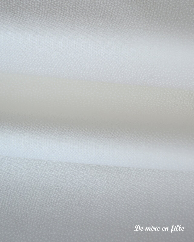 blanc petits points