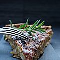 Tarte aux oignons confits à l'ail et à la feta