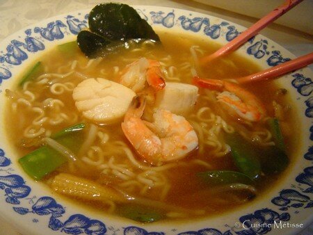 Seafood_Noodle_Soup_1
