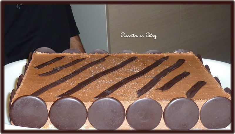 Gateau Genoise Et Mousse Au Chocolat Noir Recettes En Blog