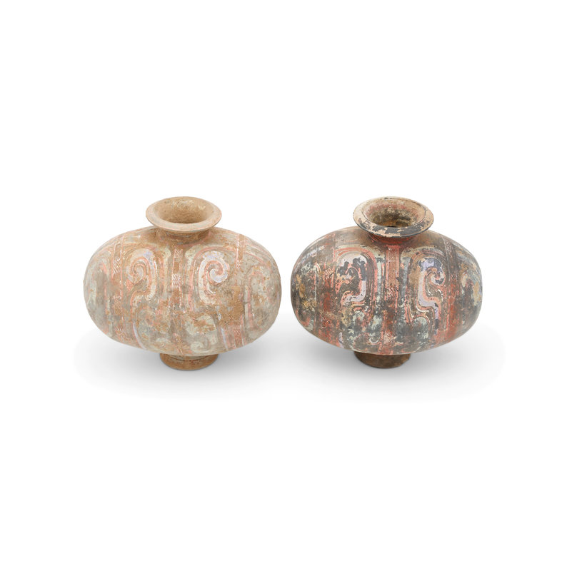 2022_HGK_20845_3101_002(two_painted_pottery_cocoon_jars_western_han_dynasty114216)