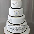 Gâteau de mariage: noir, doré et blanc ...