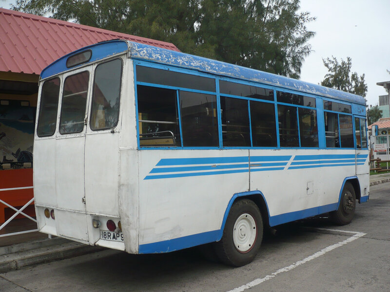 ASHOK LEYLAND autobus Port Mathurin (2)