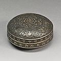 A fine silver circular box and cover, tang dynasty (618-907)