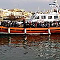 Méditerranée : déjà 2000 migrants morts en 2015, la plupart vers l'italie