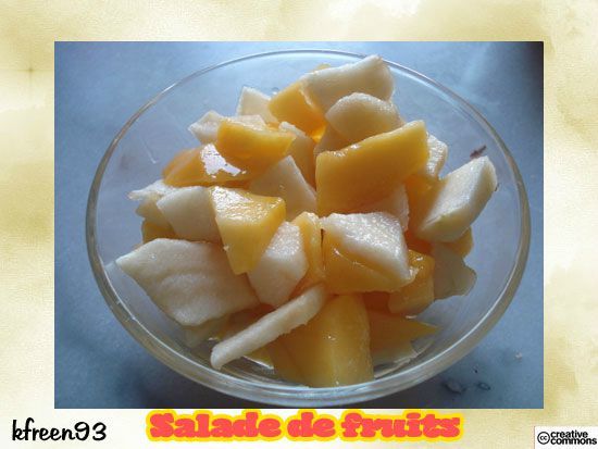 salade-fruit-pomme-mangue_cc_kfreen93