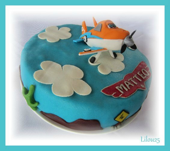 Gateau Planes Gateaux En Fete De Lilou 25