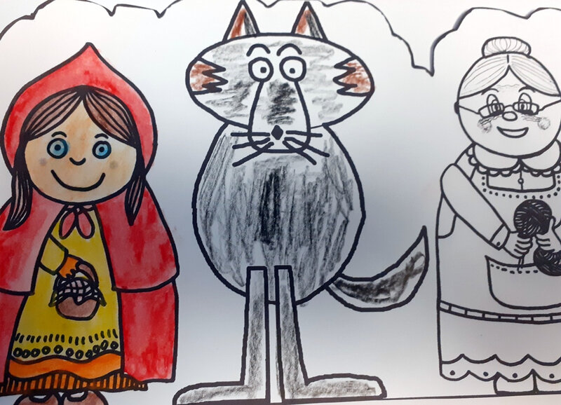 370-COURONNES-Couronne Conte LE PETIT CHAPERON ROUGE (13)