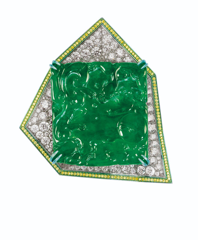 2020_NYR_18990_0062_002(jadeite_diamond_and_colored_diamond_sky_tower_necklace_anna_hu)