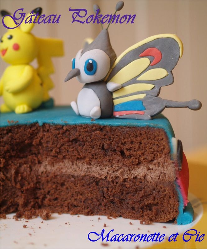 Gâteau d'anniversaire Pokemon en pâte à sucre - La faim des bananes