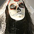 Extra wearing a traditional dress and make-up during the day of the dead « Spectre » 2015. Photo: Olivier Daaram Jollant © 2016