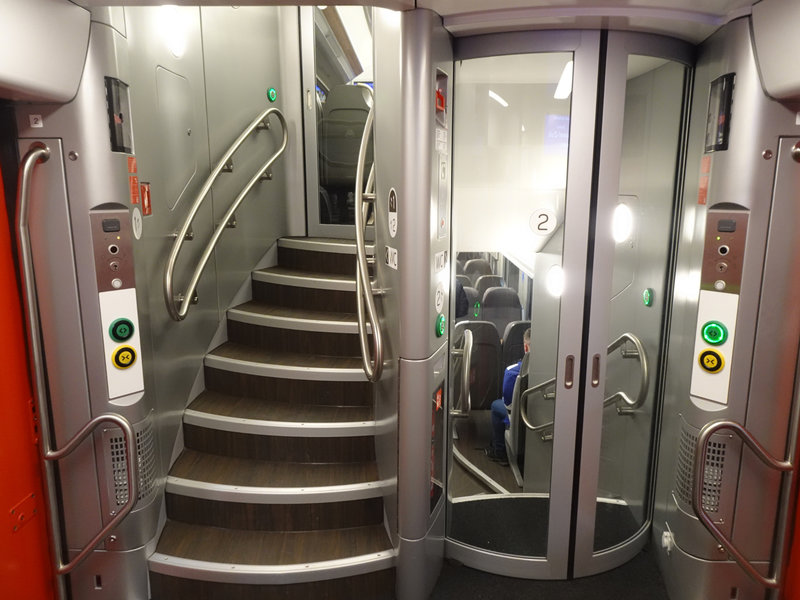 M7_1ᵉ_et_2ᵉ_classe_-_escaliers_-_2020-01-23