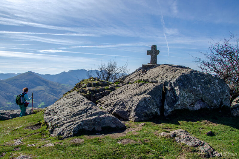 Mondarrain-Croix