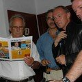 Gérard Schoch, le boss de Radio Lac, et quelques invités, dont l'artiste Tinguely