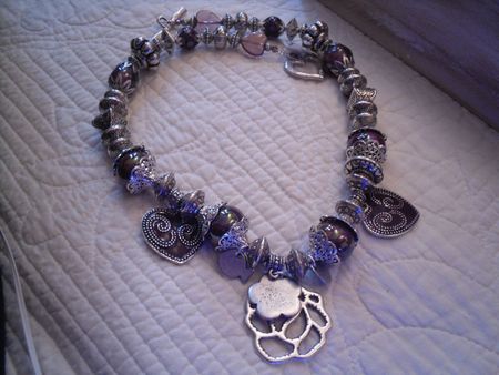 email collier marron