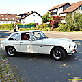 MG B GT Coupé_01 - 1974 [GB] YVH_GF