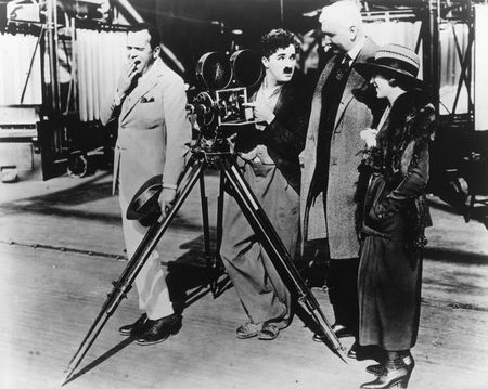 Charlie_Chaplin_Photos__12_