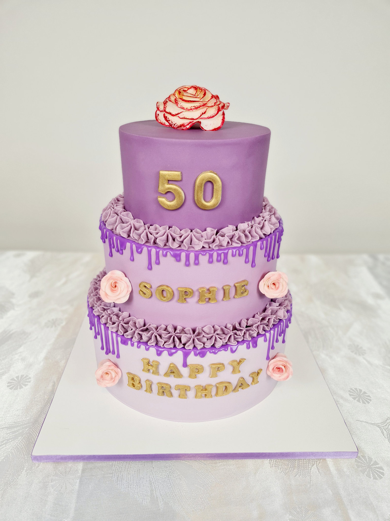 Gâteau 3 étages violet- purple 3 tier cake - INSTAGRAM