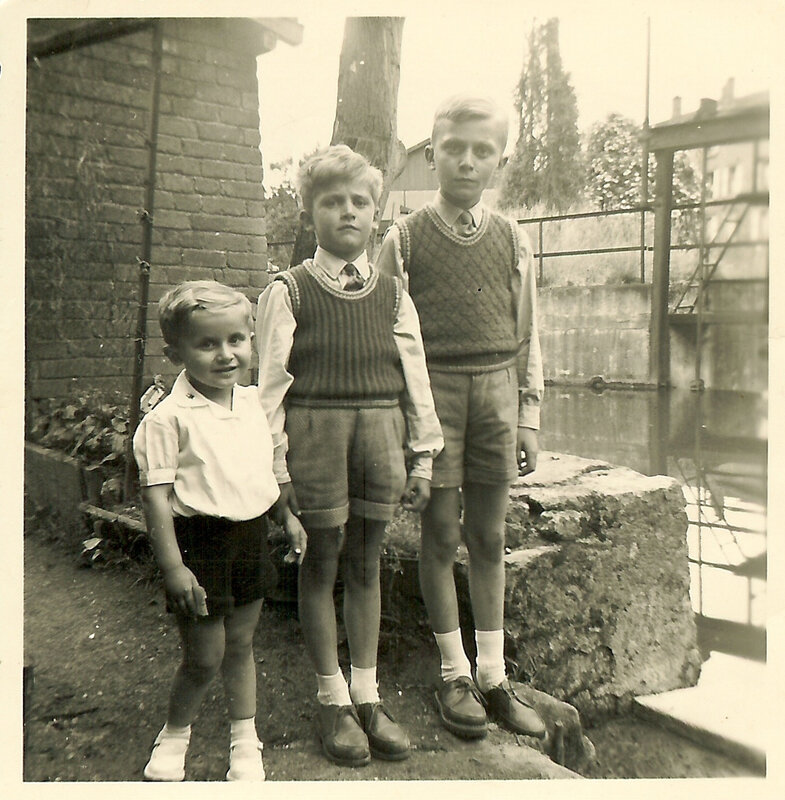 Les 3 frères Lesquoy vers 1957