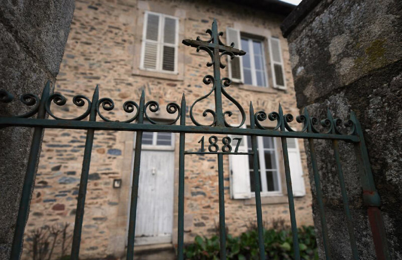 PRESBYTERRE BEYNAC