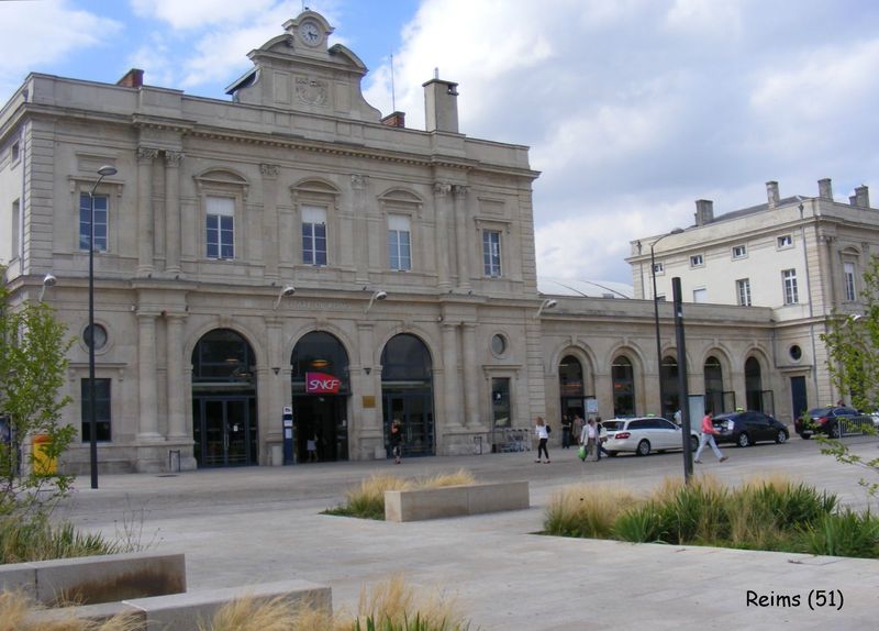 La gare d'Orry la Ville Coye (60) Les gares de France et leurs infrastructures ferroviaires.