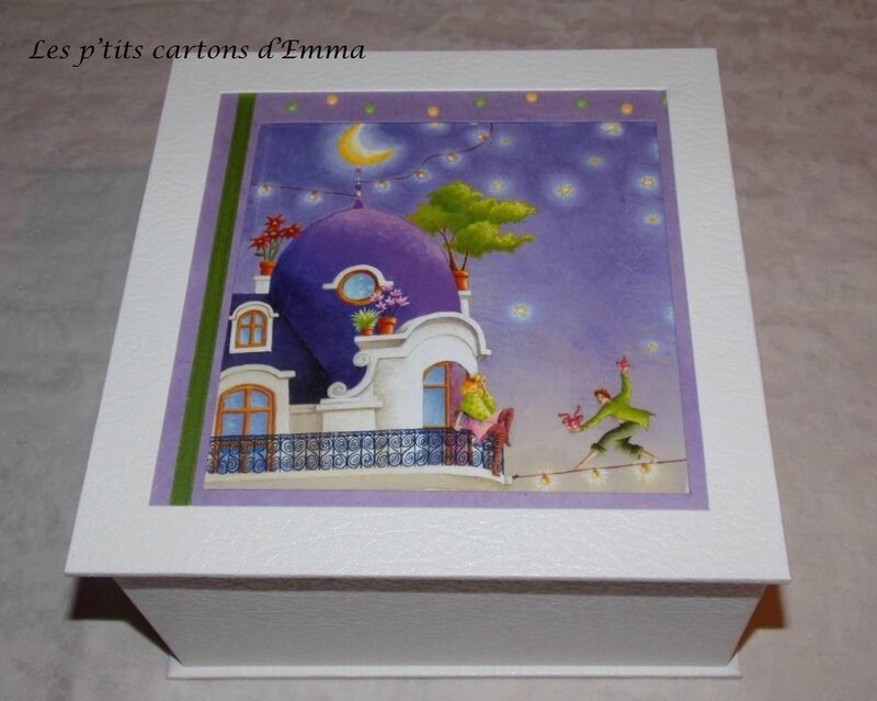 Boite blanche-violet 1b