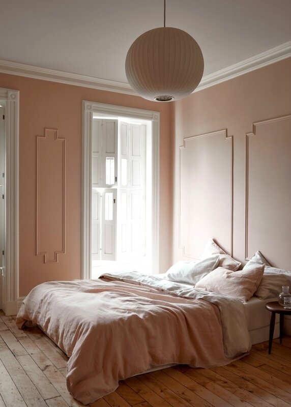 jess-hagen-brooklyn-townhouse-remodel-pink-bedroom-kate-sears-photo-9a-733x1026
