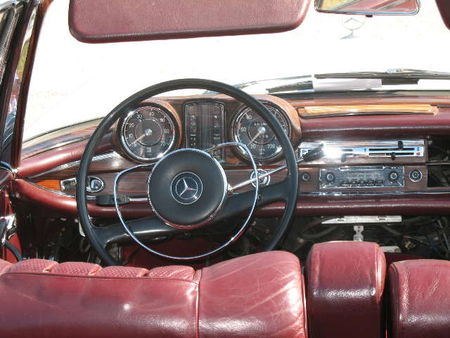 Mercedes300SEint