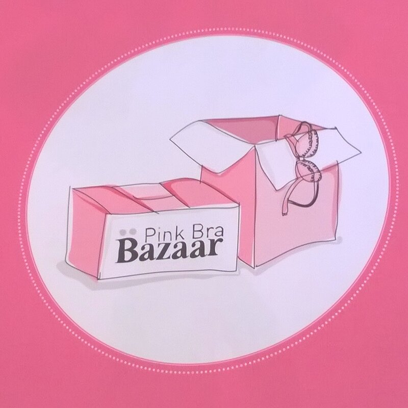 Les-boîtes-roses-Pink-Bra-Bazaar