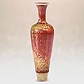 Vase en porcelaine peau de pêche, marque et époque kangxi (1662-1722)